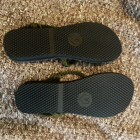 SOLD Bokyna Olive Soulmate Sandals - Size 6 (37 EU) - Picture 4 of 6